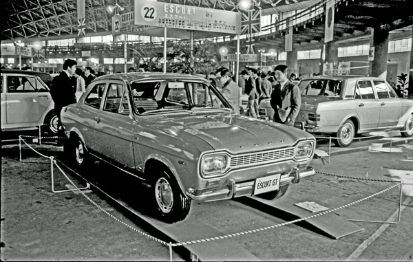 (03-1a)(185-15) 1969 Ford Escort GT2dr Saloon.jpg